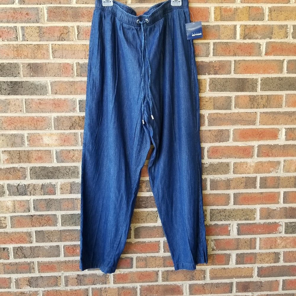 Basic Editions Cropped Ankle Pants